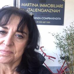 Martina Immobiliare Italienganznah di Martina Hildebrandt, Capannori orari di apertura
