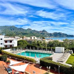 TIME TO SMILE "Villa Giardini" - LICENZA CIN IT083032A1SFYK9N7G, Naxos orari di apertura