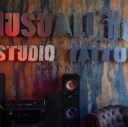 Inusuali Ink Tattoo Studio, Torre de' Passeri orari di apertura