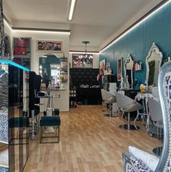 Le Posh Salon, Montesilvano orari di apertura