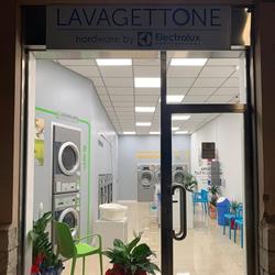 Lavanderia Self by Electrolux di Iacovello Simona, Fondi orari di apertura