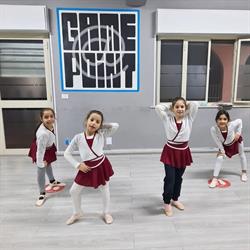 Centro Accademico Dancing School "Centro Danza Gaggi" Di Sandra Tornello, orari di apertura
