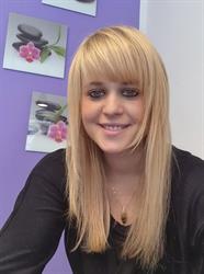 Steffi's Hairstyle, Merano orari di apertura