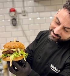 Latino Burger House, Noto orari di apertura