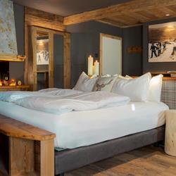 John luxury suites, Folgaria orari di apertura