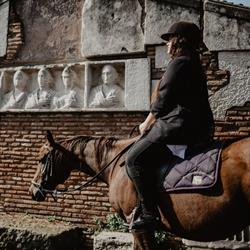 Riding Ancient Rome - Antica Torre, Roma orari di apertura