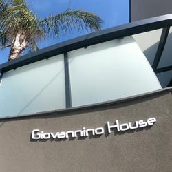 GIOVANNINO HOUSE, Catania orari di apertura