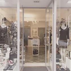 Chacha Accessories, Empoli orari di apertura