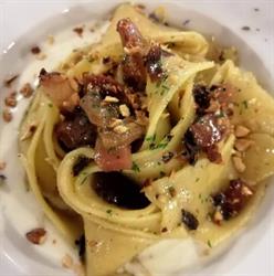 Laniena, Specchia orari di apertura