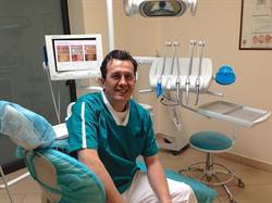 Studio Dentistico Simadent Dott. Maurizio Cassotta, Cologno Monzese orari di apertura