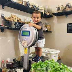 Ö Bezagnin DI Jurgen e Sara, Chiavari orari di apertura