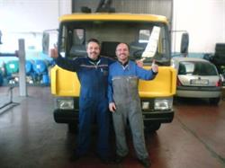CAR TRUCK, Petriano orari di apertura