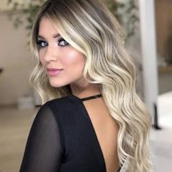 Luzbeautyblondme, Genova orari di apertura