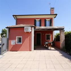 Donatella House, Piove di Sacco orari di apertura