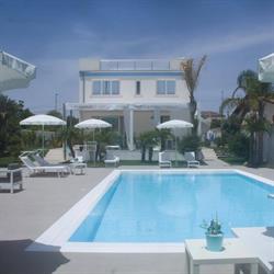 B&B Villa Eraclea, San leone Mosè orari di apertura