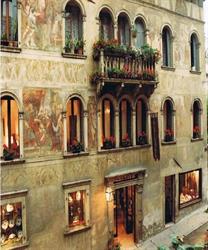 Bed & Breakfast Palazzo Aldovini Mezzanotte, Feltre orari di apertura