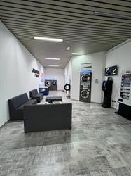I wash lavanderia self-service, Nurachi orari di apertura