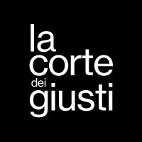 La Corte Dei Giusti, Malo orari di apertura