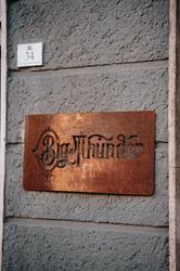Big Thunder - Vintage Clothing & Other Stuff, Cagliari orari di apertura