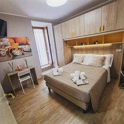 LucyBen GuestHouse, Cascia orari di apertura