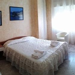 MaryRos b&b - affittacamere, Villa San Giovanni orari di apertura