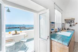 Casa Gastronomo Procida, Marina Corricella, orari di apertura