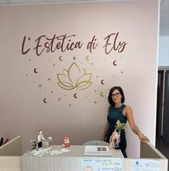 L'estetica di Ely, Millesimo orari di apertura
