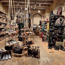 Cindarella Srl, San Gimignano orari di apertura