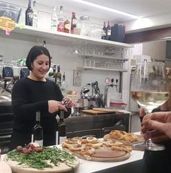 Bar Friends, Bevagna orari di apertura