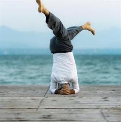 Kashi Yoga, Lazise orari di apertura
