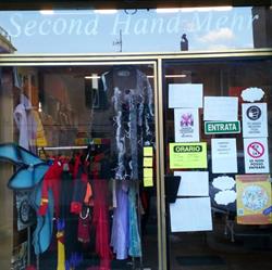 Second Hand Mehr, Terni orari di apertura
