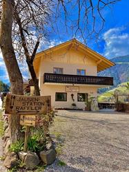 Gasthaus Rafflerhof, Lana orari di apertura