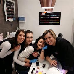 Graffi e Carezze Nail center ed Estetica, Torrita stazione orari di apertura