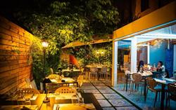 2 LanterneKitchen, Avezzano orari di apertura