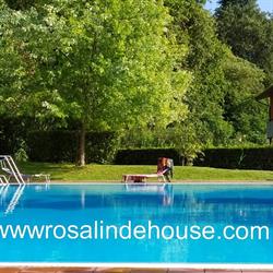 Rosalinde House, Colà orari di apertura