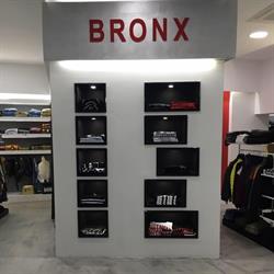 Bronx Abbigliamento, Napoli orari di apertura