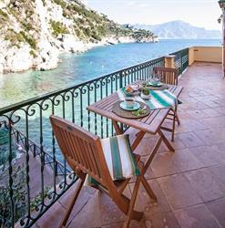 Holiday in Amalfi, orari di apertura