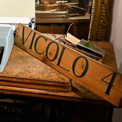 Vicolo 4, Palermo orari di apertura