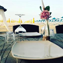 Maina Beach Ristorante, Rimini orari di apertura
