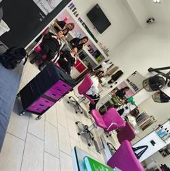 Parrucchieri hair point maietta, Napoli orari di apertura