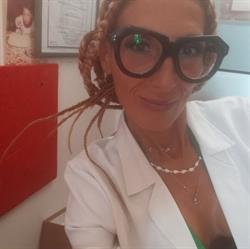 La curandejra erboristeria e studio di naturopatia massaggi, Leverano orari di apertura