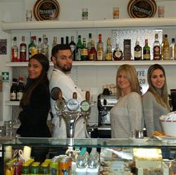 Red Baron Bar, Stresa orari di apertura