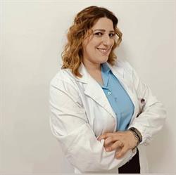 Laboratorio Ottico di Brigitta Bozzella, Apice orari di apertura