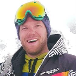 Zöschg Ski-Rennservicecenter, Lagundo orari di apertura