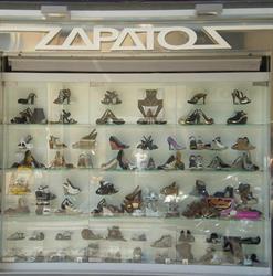 Zapatos SRL, Grumo Nevano orari di apertura