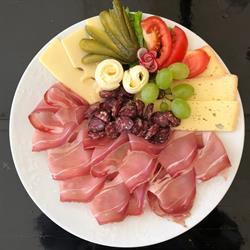 Waalrast, Lana orari di apertura
