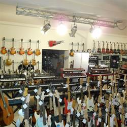 Tot Per La Musica Di Fausto e Giuseppe Melis SNC, Alghero orari di apertura