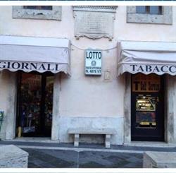 Tabaccheria Anna e Carla, Orte orari di apertura