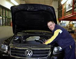 Autofficina Sarzi Maddidini Curtatone, San Silvestro - Orari di apertura