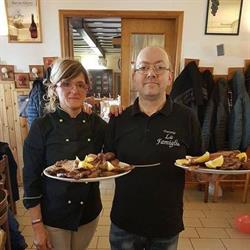 Ristorante La Famiglia Di Greghi M.antonietta SAS, Bondeno orari di apertura